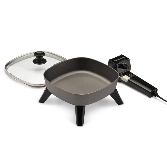 NWT🔥🖤Electric Skillet, 6-inch - Picture 2 of 4